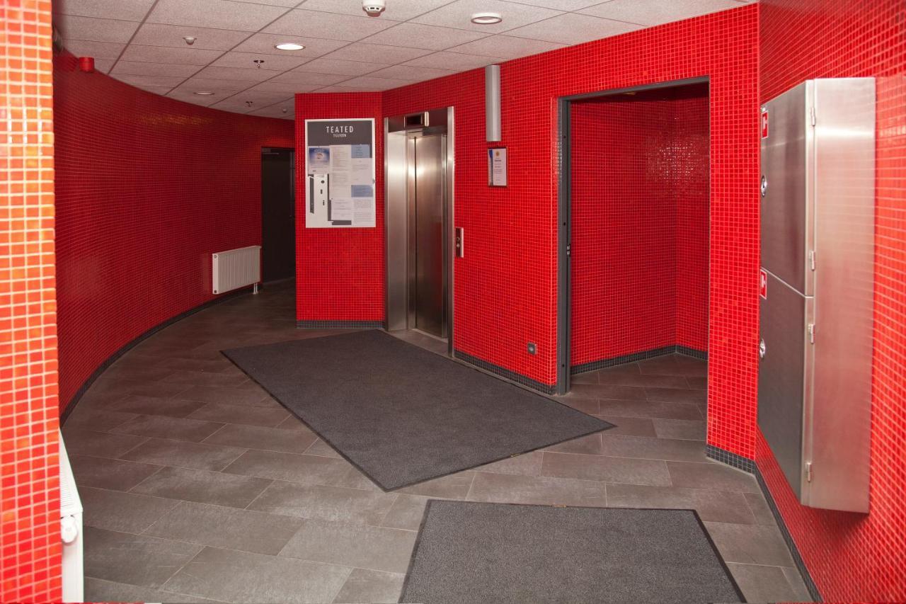 Tigutorn Apartment 塔尔图 外观 照片